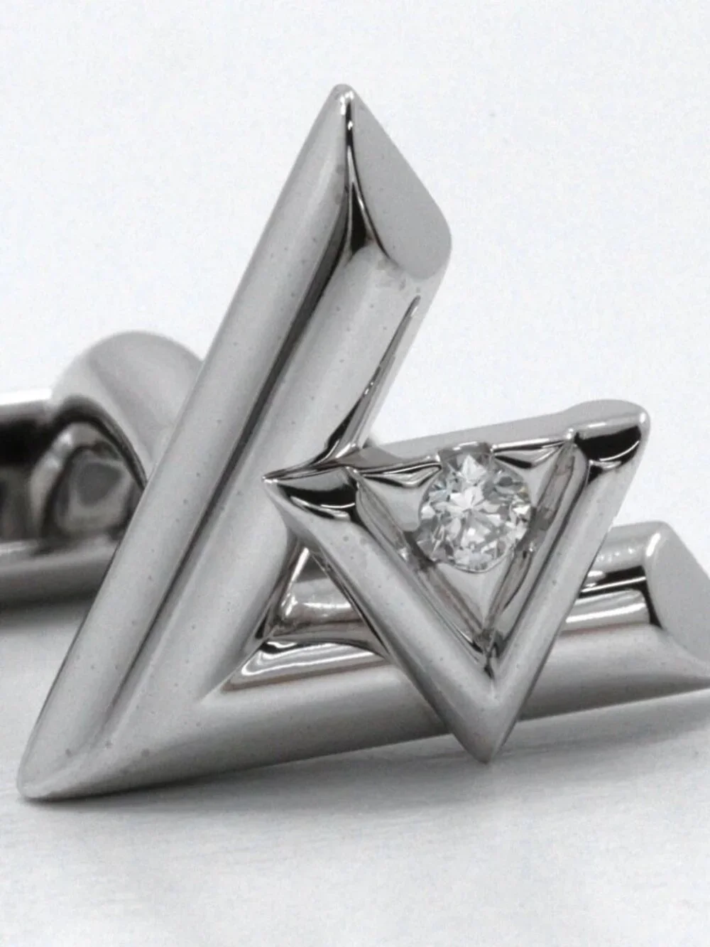 LOUIS VUITTON Volt One cuffs 1P diamond K18 white gold/diamond mens